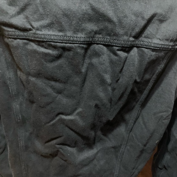 Levi's Men's Black Sherpa-Lined Jacket - Picture 5 of 5